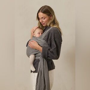 Solly Baby Double-Knit Stormy Houndstooth Wrap